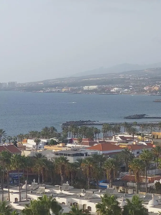 アパート Apartamento Margarita Con Piscina En Playa Honda, Playa Las Americas アロナ スペイン