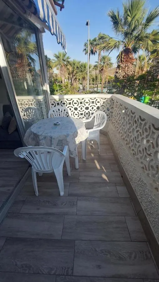Apartamento Margarita Con Piscina En Playa Honda, Playa Las Americas アロナ