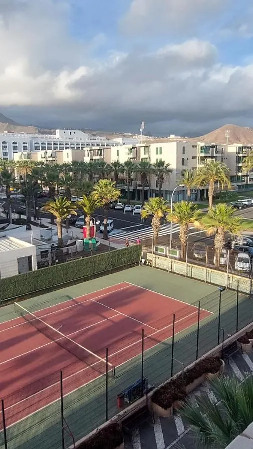 アパート Apartamento Margarita Con Piscina En Playa Honda, Playa Las Americas アロナ