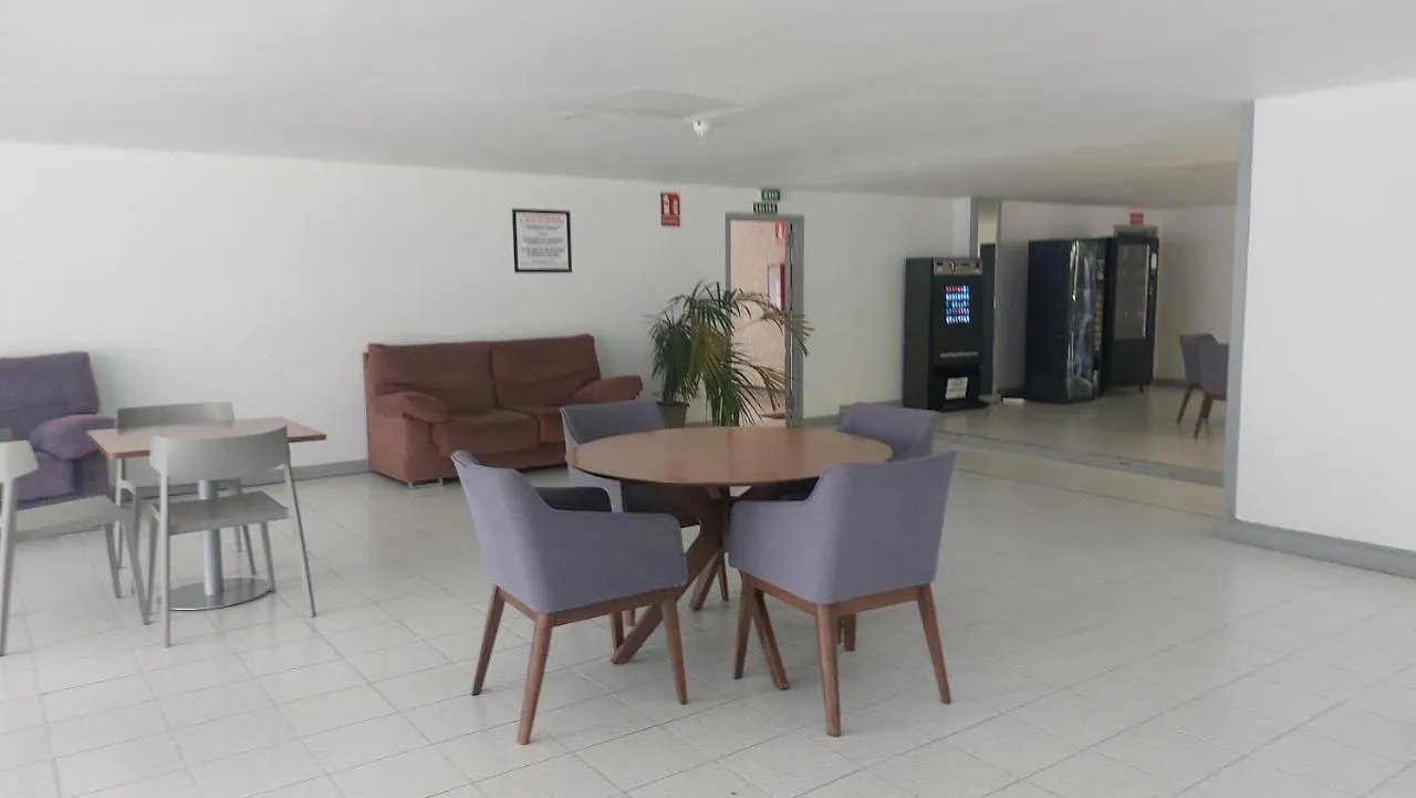 アパート Apartamento Margarita Con Piscina En Playa Honda, Playa Las Americas アロナ